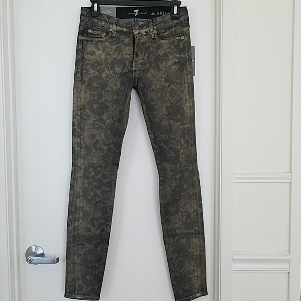 7 for all mankind gold print jean